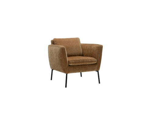 Fauteuil en velours marron avec pieds en métal noir, rappelant un showroom parisien chic, doté d'accoudoirs carrés et d'un dossier et d'une assise rembourrés. Canape Paris by Atelier Bis