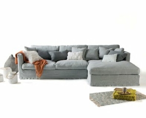 canapeparis.com-canape-faro-home-spirit-home-spirit-gold-nomad-845x684 Découvrez le style chic parisien avec ce canapé modulable gris, parfaitement complété par des coussins, un plaid douillet et un tapis à motifs. Idéal pour un showroom, il est doté de petits paniers et d'un pouf en tricot pour compléter votre espace élégant. Canape Paris by Atelier Bis