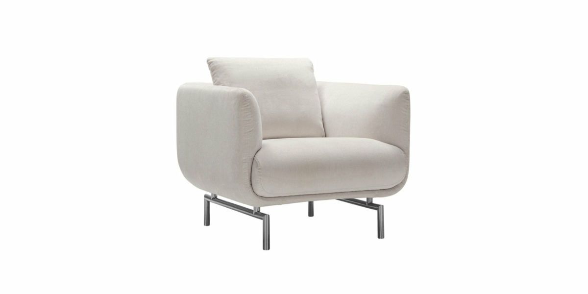 Fauteuil blanc moderne avec coussins moelleux et pieds en métal élégants, reprenant le style chic d'un canapé parisien, sur fond blanc uni. Canape Paris by Atelier Bis
