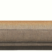 Canapé moderne marron avec un appui-tête cylindrique noir sur un côté, parfait pour tout showroom recherchant une touche d'élégance contemporaine. Canape Paris by Atelier Bis