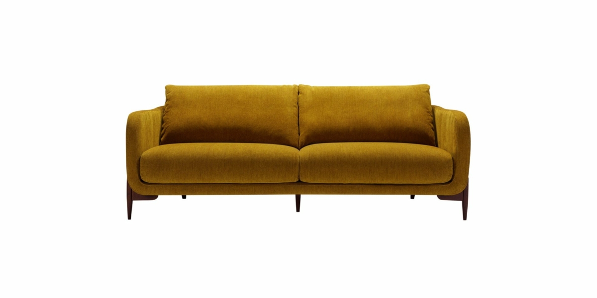 Canapé moderne jaune aux pieds en bois sur fond blanc, rappelant la décoration parisienne chic. Canape Paris by Atelier Bis