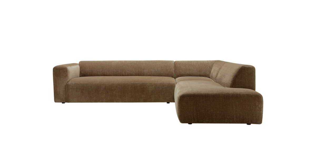 ANNIE_technical_set_sky_4_gold_beige_1 Canapé en L marron au design minimaliste, parfait pour ajouter une touche d'élégance parisienne à n'importe quel espace. Présenté sur un fond blanc immaculé, il semble tout droit sorti d'un showroom haut de gamme. Canape Paris by Atelier Bis