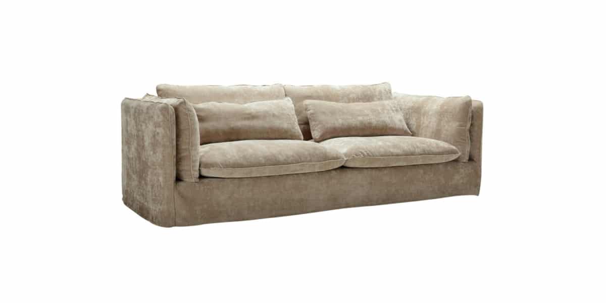 VIDAR_technical_3,5seater_wildflower_2_cold_beige_2 canapé vidar de 3/4 dans un fond blanc, modèle marron